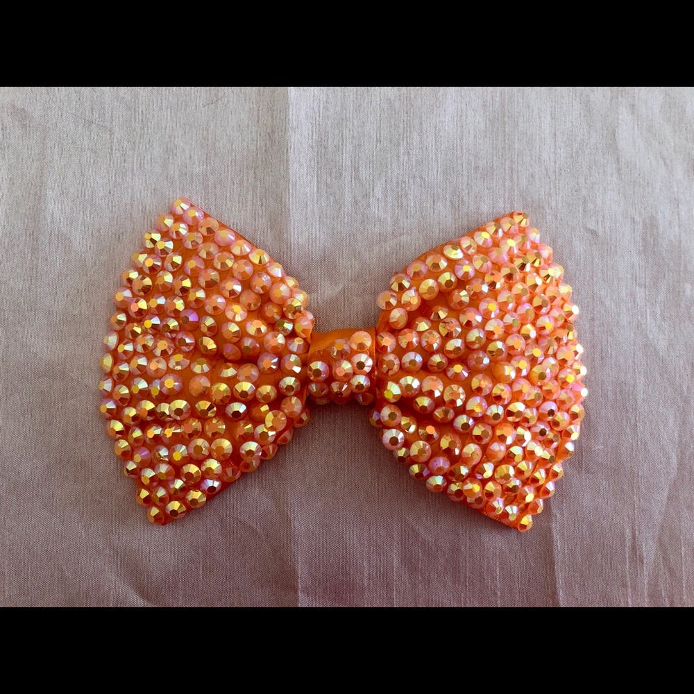 7 rhinestone hair bows - Picture 3 of 8